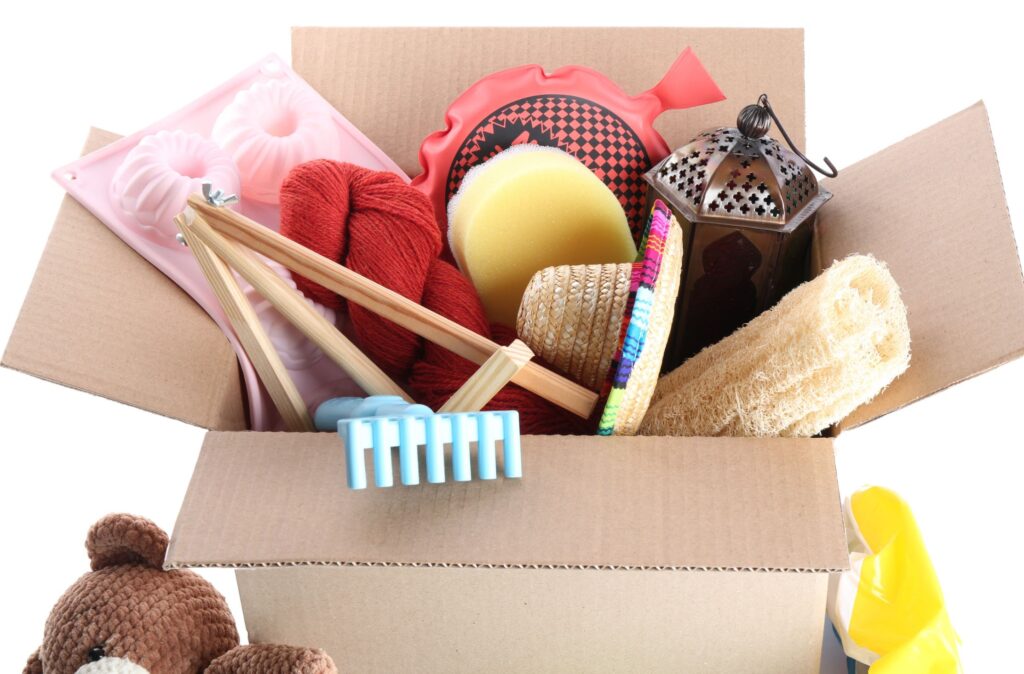 Can I Sell My Stuff to a Goodwill Bins Outlet and Make Some Extra Cash? Tips and Insights