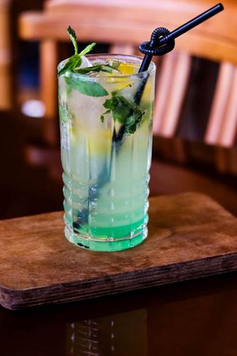 Non-Alcoholic Drinks For Social Occasions By Mitra9—Reviews Show Standout Quality